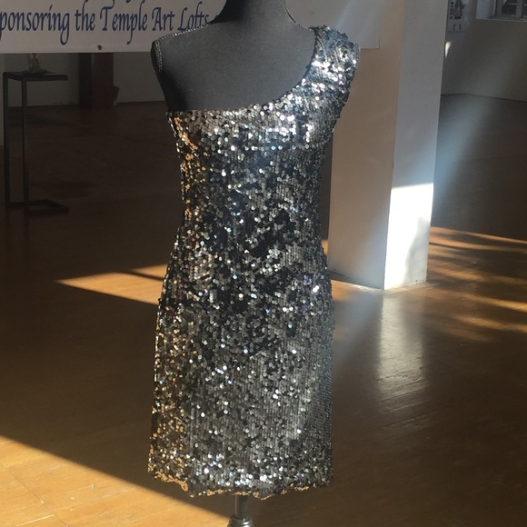 Black/slate gray fully sequins one shoulder mini dress - Picture 4 of 4